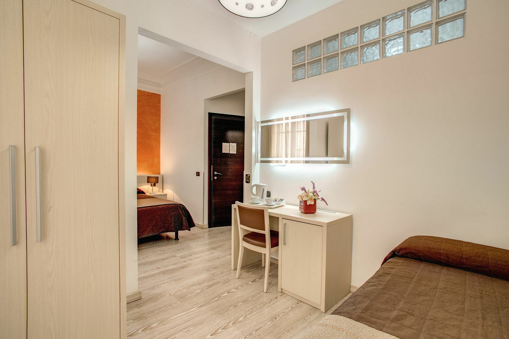 Cola Di Rienzo Suite Guest House 3* Rom